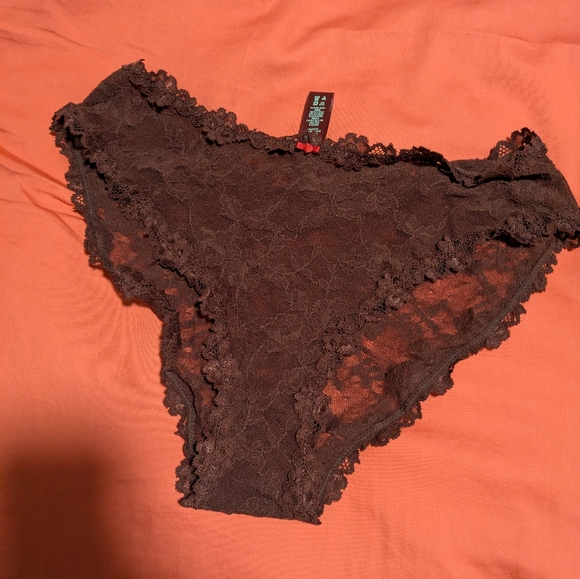 Skims Lace Breafs Women's Intimate in Cocoa. Size S - Picture 4 of 8